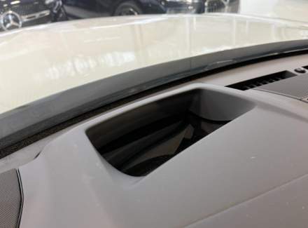 Land Rover - Range Rover