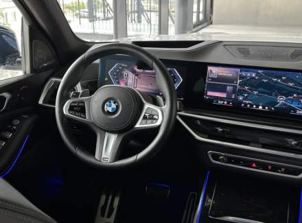 BMW - X7