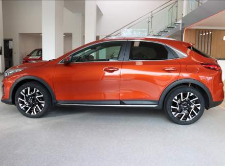 Kia - XCeed