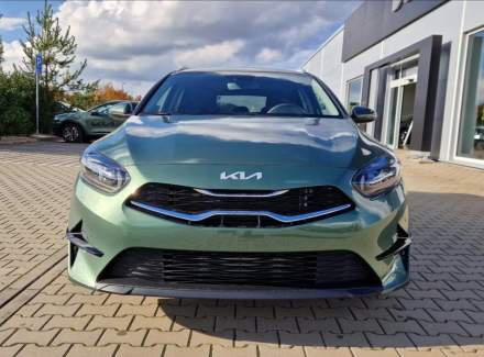 Kia - Cee'd