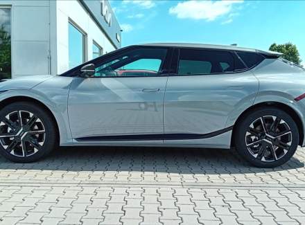 Kia - EV6