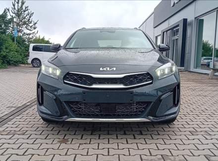Kia - XCeed