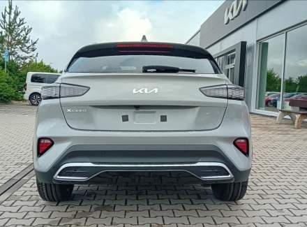 Kia - XCeed
