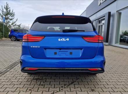 Kia - Cee'd