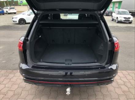 Volkswagen - Touareg