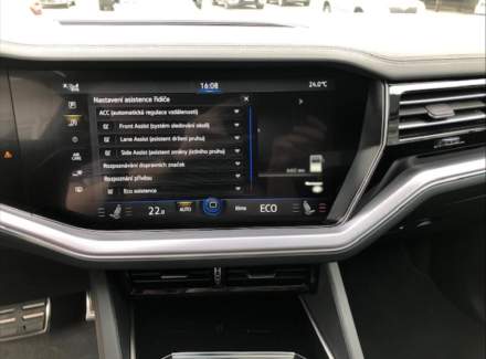 Volkswagen - Touareg