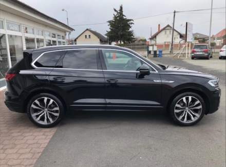 Volkswagen - Touareg