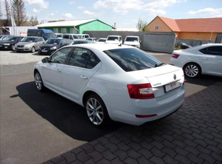 Škoda - Octavia