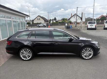 Škoda - Superb