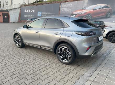 Kia - XCeed