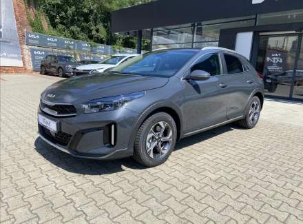 Kia - XCeed