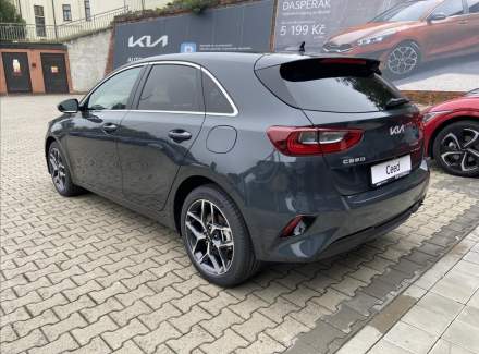 Kia - Cee'd