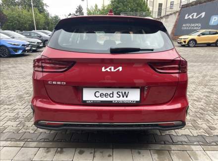 Kia - Cee'd