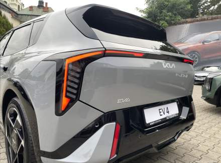 Kia - EV4