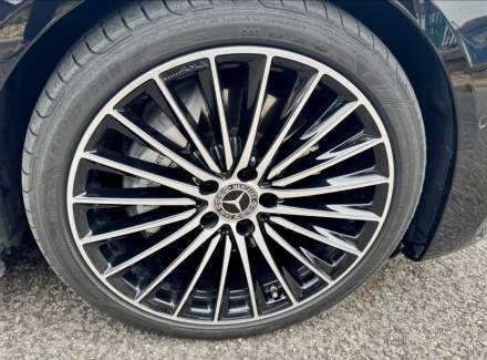 Mercedes-Benz - C-class