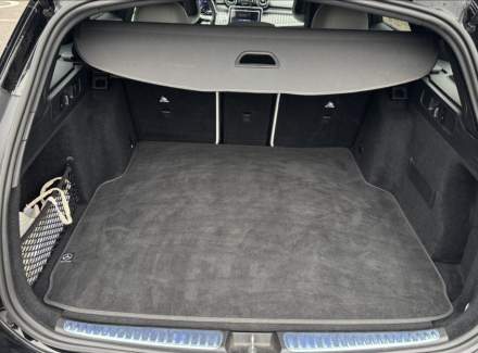 Mercedes-Benz - C-class