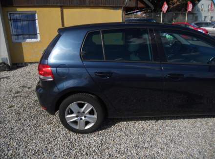 Volkswagen - Golf