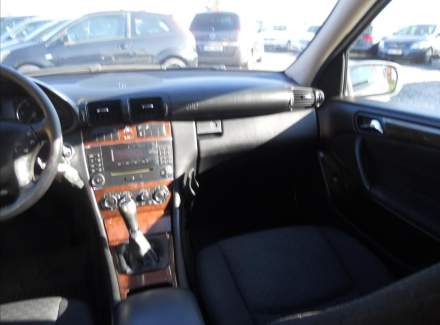 Mercedes-Benz - C-class