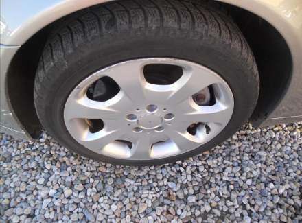 Mercedes-Benz - C-class