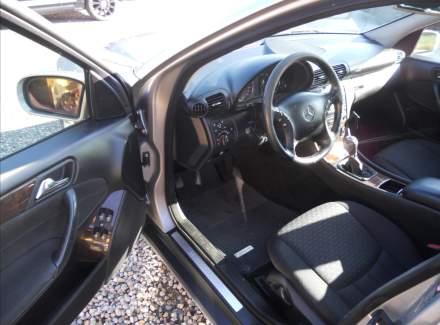 Mercedes-Benz - C-class