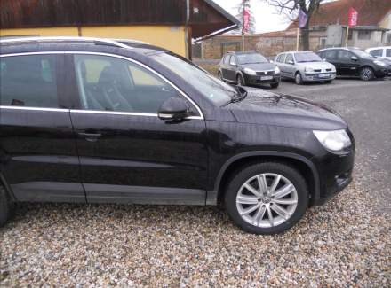 Volkswagen - Tiguan