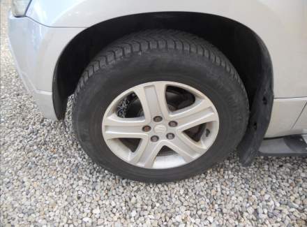Suzuki - Grand Vitara