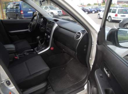 Suzuki - Grand Vitara