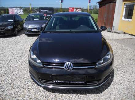 Volkswagen - Golf