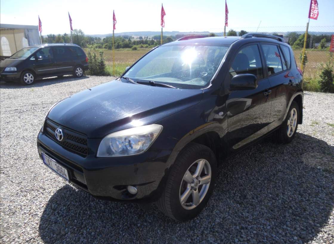 Toyota - RAV 4