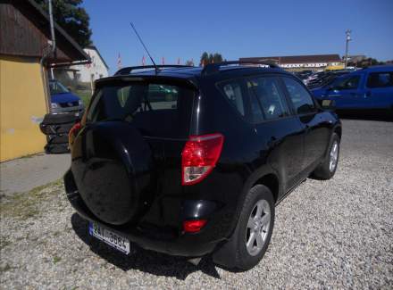 Toyota - RAV 4