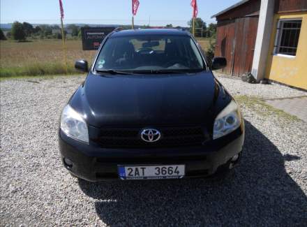 Toyota - RAV 4