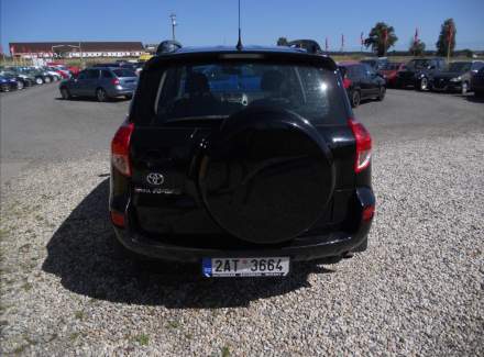 Toyota - RAV 4