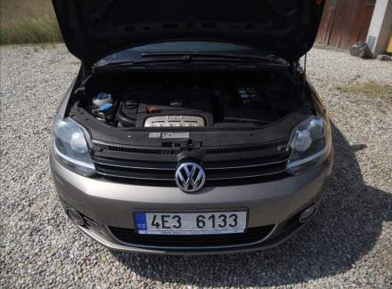Volkswagen - Golf