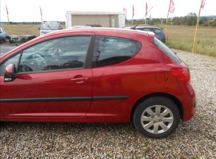 Peugeot - 207
