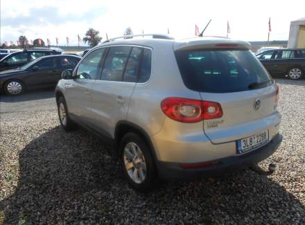Volkswagen - Tiguan