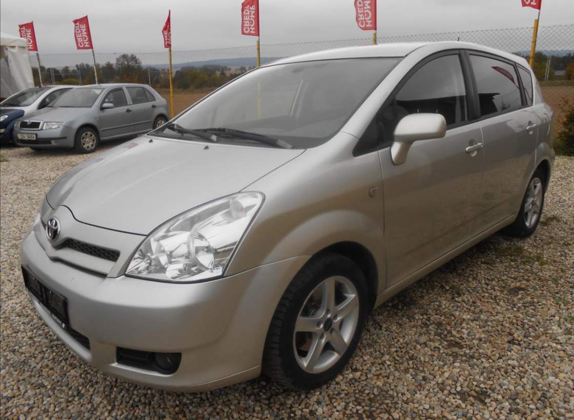 Toyota - Corolla Verso