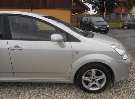 Toyota - Corolla Verso