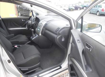 Toyota - Corolla Verso