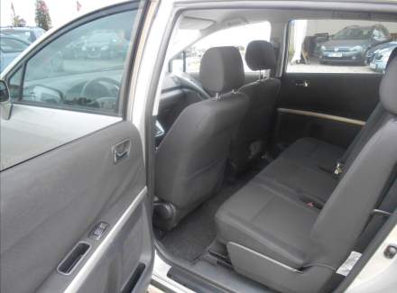 Toyota - Corolla Verso