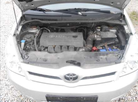 Toyota - Corolla Verso