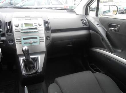 Toyota - Corolla Verso