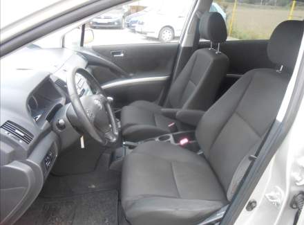 Toyota - Corolla Verso