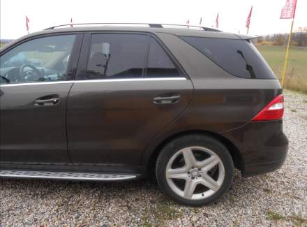 Mercedes-Benz - M-class