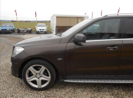 Mercedes-Benz - M-class