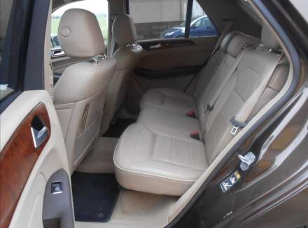 Mercedes-Benz - M-class