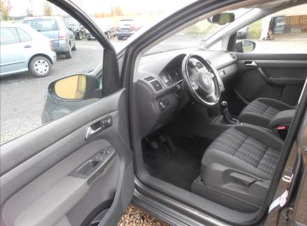 Volkswagen - Touran