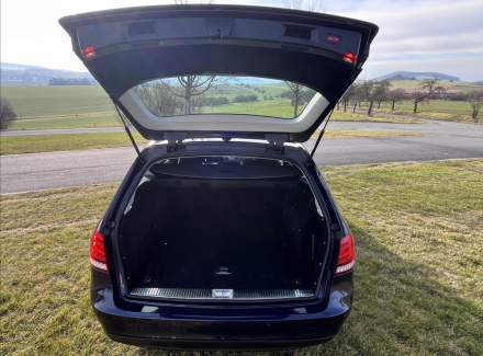 Mercedes-Benz - E-class