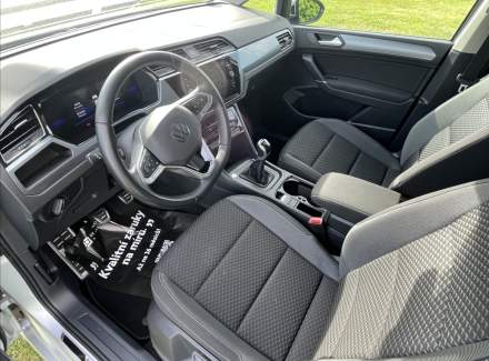 Volkswagen - Touran