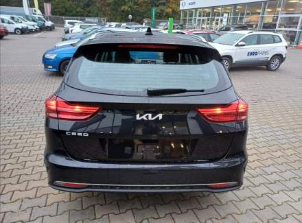 Kia - Cee'd