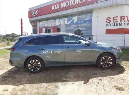 Kia - Cee'd